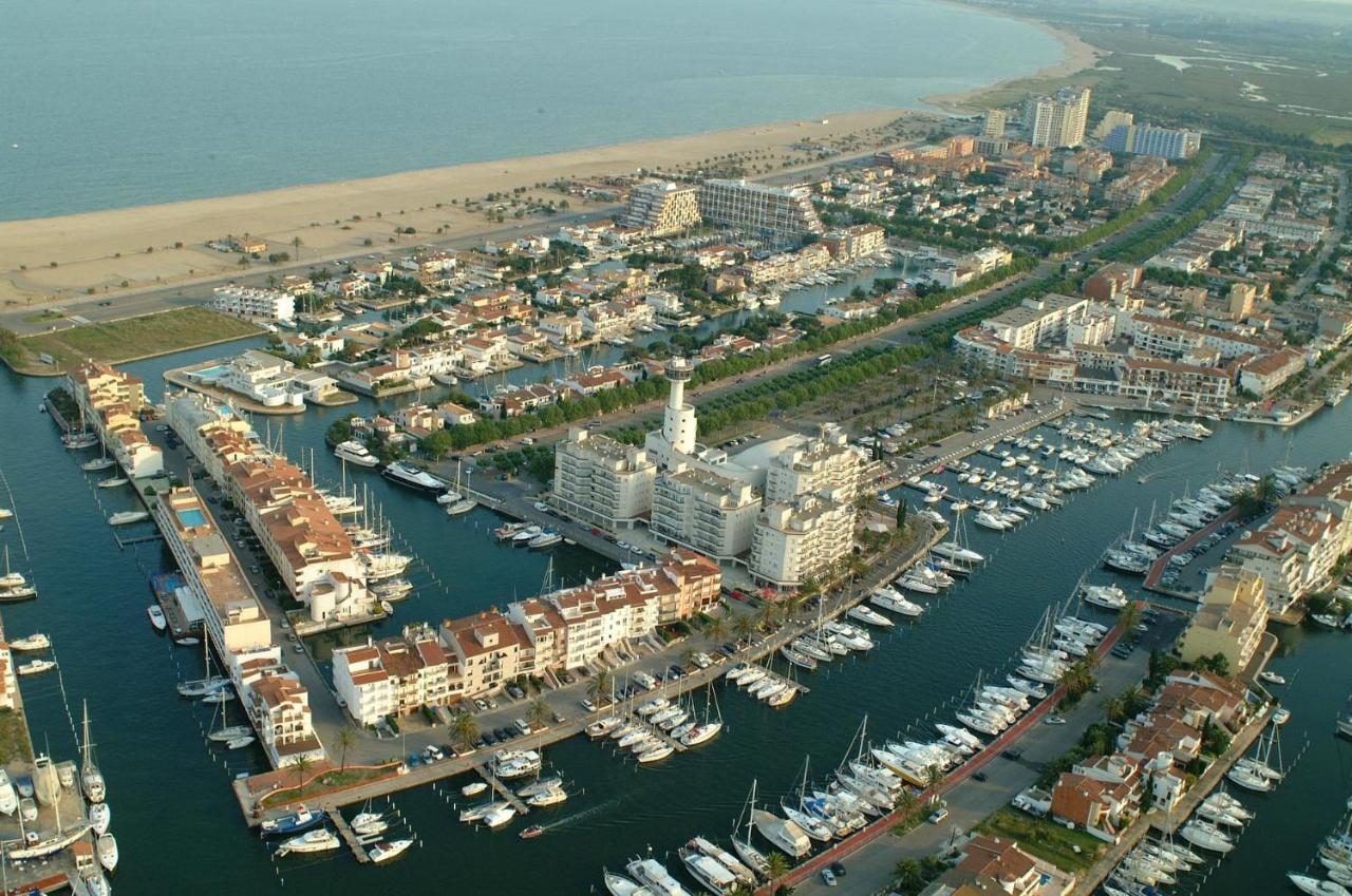 Castell Blanc Hotel Ampuriabrava