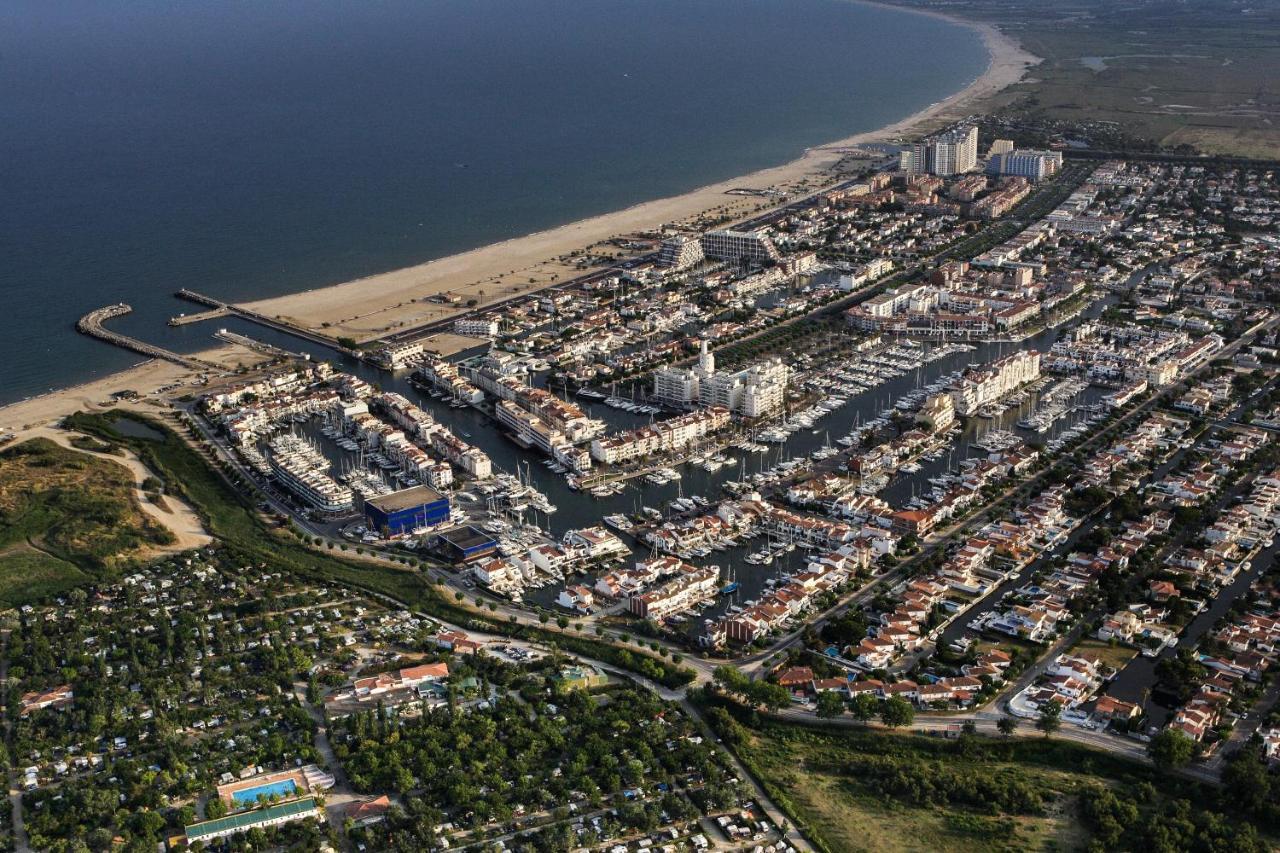 Castell Blanc 3* Ampuriabrava