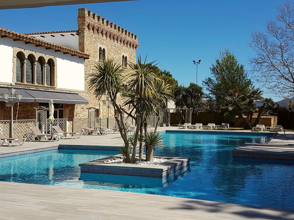 Hotel Castell Blanc Ampuriabrava